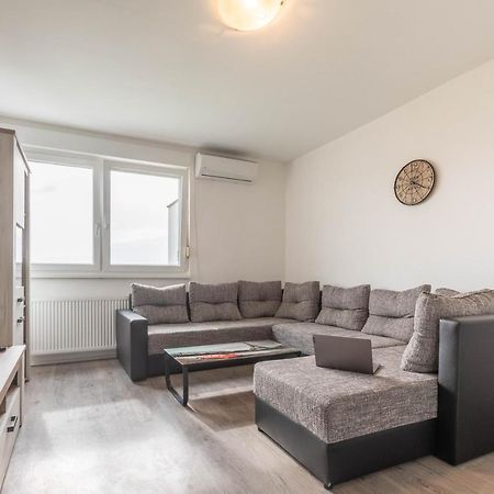 Cosy Apartment Hugo 오시예크 외부 사진
